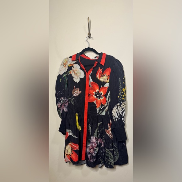 Alice + Olivia Essential Floral Bertha Blouson-Sleeve Mini Shirtdress - Picture 6 of 9